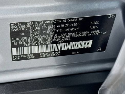 Certified 2025 Toyota RAV4 LE AWD/4WD image 32