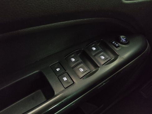 Used 2019 Chevrolet Colorado LT RWD image 27