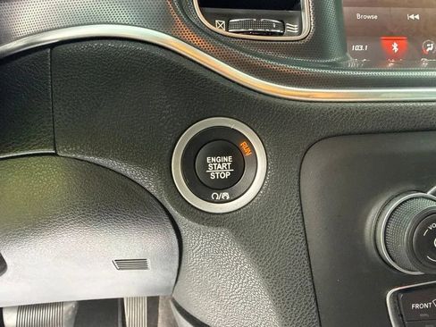 Used 2018 Dodge Charger R/T RWD image 20