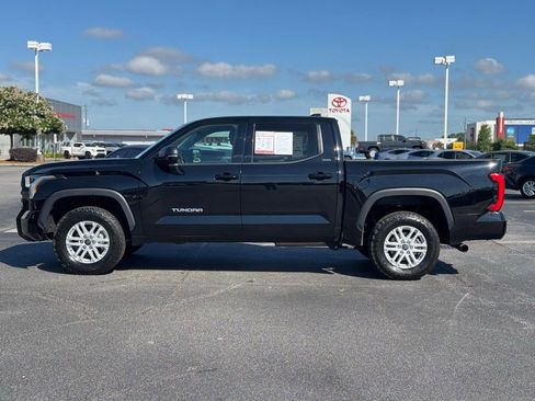 Used 2023 Toyota Tundra SR5 w/ SR5 Premium Package AWD/4WD image 8