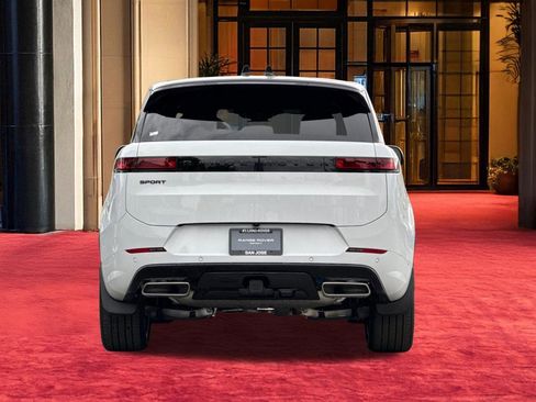 New 2026 Land Rover Range Rover Sport Dynamic SE AWD/4WD image 10