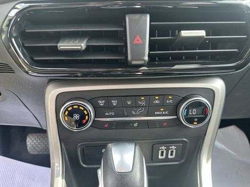 Used 2021 Ford EcoSport Titanium w/ Interior Protection Package AWD/4WD image 19