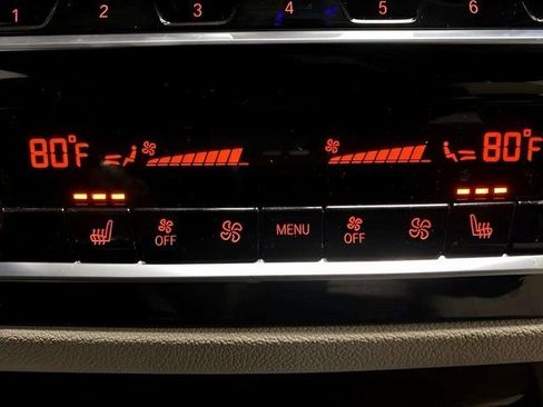 Used 2020 BMW 530i w/ Convenience Package image 55