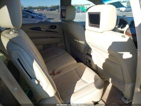 Used 2013 INFINITI JX35 AWD w/ Premium Pkg image 3