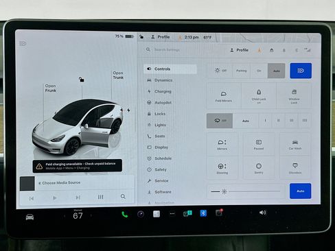 Used 2023 Tesla Model Y Long Range image 25