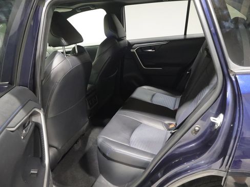 Used 2019 Toyota RAV4 XSE w/ XSE Weather Package AWD/4WD image 18