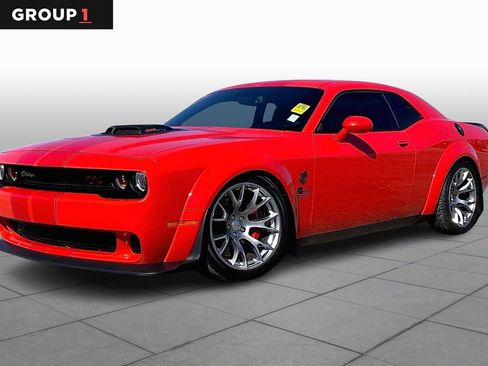 Used 2021 Dodge Challenger R/T Scat Pack image 1