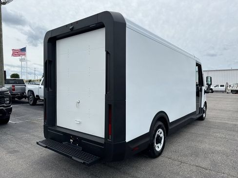 Used 2024 Chevrolet Brightdrop 600 w/ Battery Pack, Max Range AWD/4WD image 5