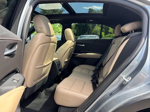 Used 2024 Cadillac XT4 Luxury FWD image 11