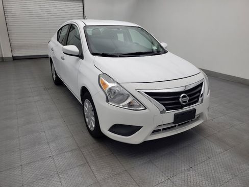 Used 2017 Nissan Versa SV FWD image 13