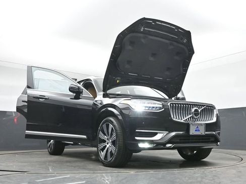 Used 2023 Volvo XC90 B6 Ultimate w/ Protection Package Premier AWD/4WD image 58