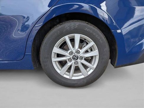 Certified 2025 Toyota Camry LE FWD image 13