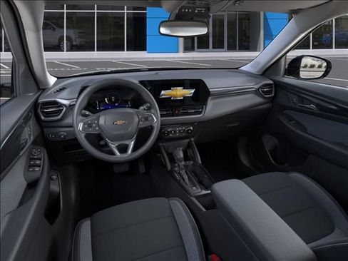 New 2026 Chevrolet TrailBlazer LT w/ Convenience Package AWD/4WD image 18