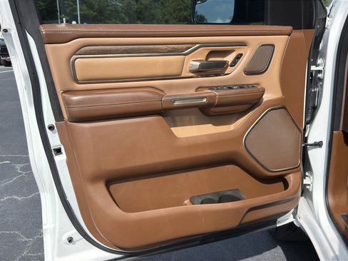 Used 2019 RAM 1500 Limited AWD/4WD image 33