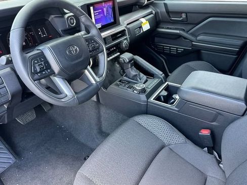 New 2026 Toyota 4Runner SR5 AWD/4WD image 10