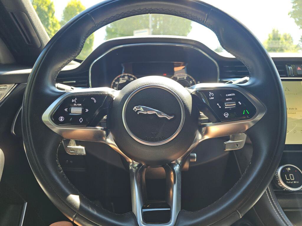 Used 2025 Jaguar F-PACE R-Dynamic S AWD/4WD image 61