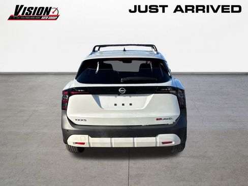 New 2026 Nissan Kicks SR w/ Cold Weather Package AWD/4WD image 6