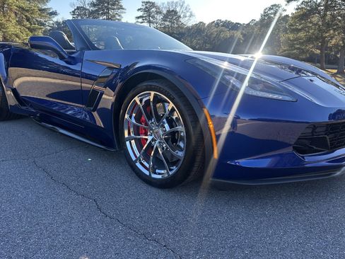 Used 2019 Chevrolet Corvette Grand Sport image 3
