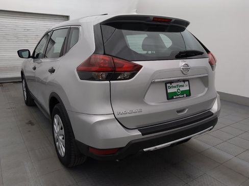 Used 2020 Nissan Rogue S FWD image 5