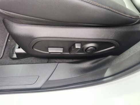 New 2026 Jeep Cherokee Limited image 12