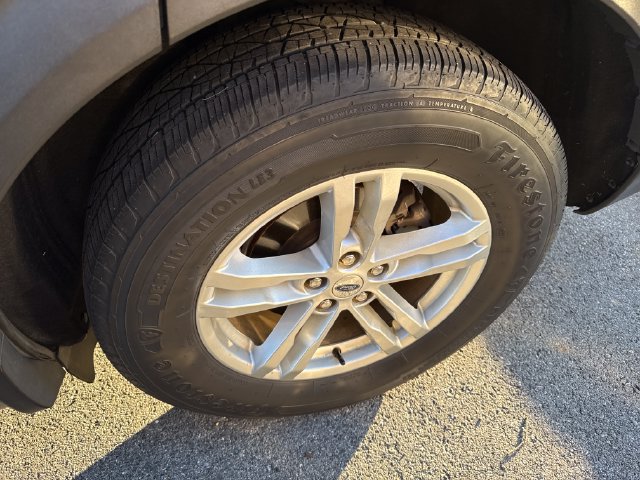 Used 2021 Ford Explorer XLT AWD/4WD image 13