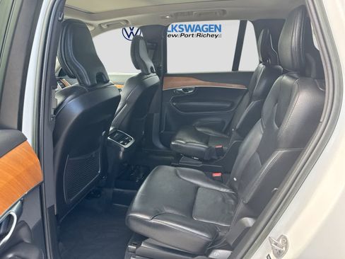 Used 2023 Volvo XC90 B6 Plus w/ Protection Package Premier AWD/4WD image 18