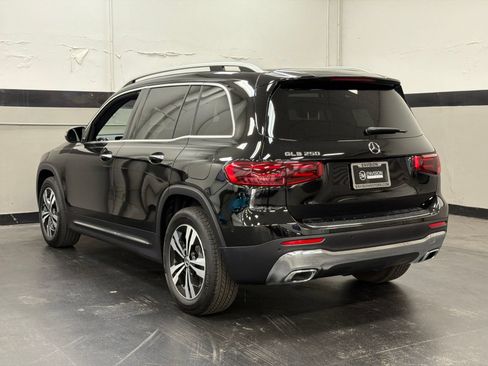 Certified 2026 Mercedes-Benz GLB 250 image 9