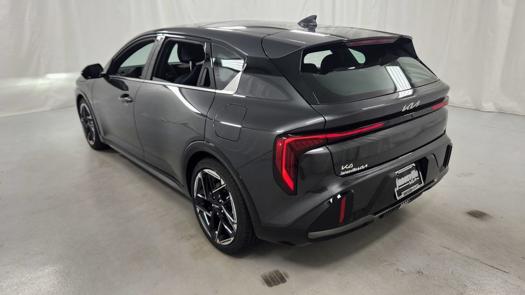 New 2026 Kia K4 GT-Line w/ GT-Line Premium Package FWD image 5
