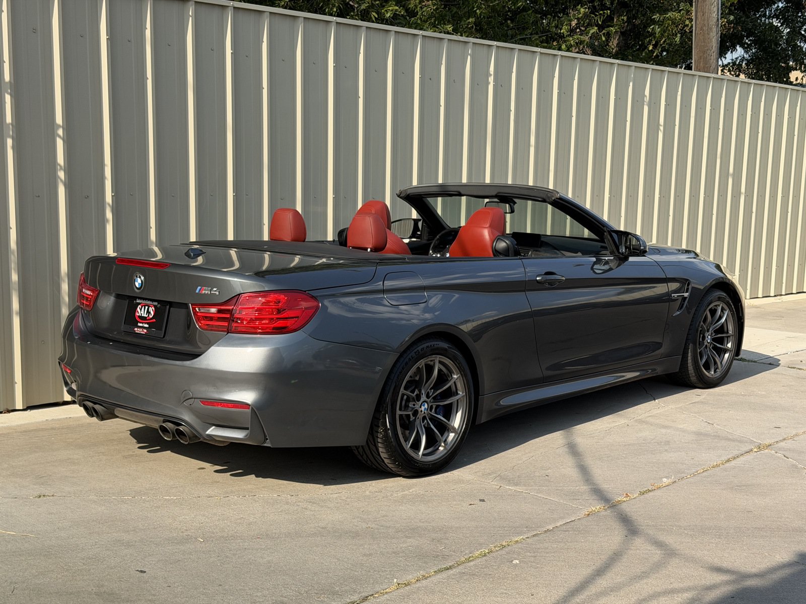 Used 2015 BMW M4 Convertible RWD image 4