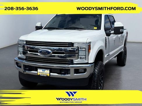 Used 2018 Ford F350 Lariat w/ Lariat Ultimate Package AWD/4WD image 1