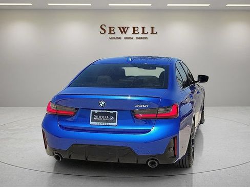 New 2026 BMW 330i Sedan w/ M Sport Package RWD image 5