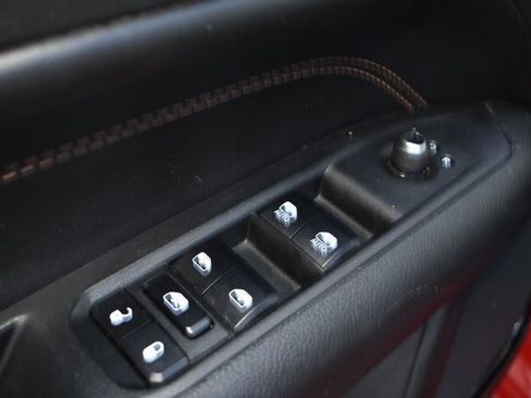 Used 2023 Jeep Compass Limited image 15