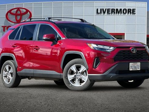 Certified 2025 Toyota RAV4 XLE AWD/4WD image 2