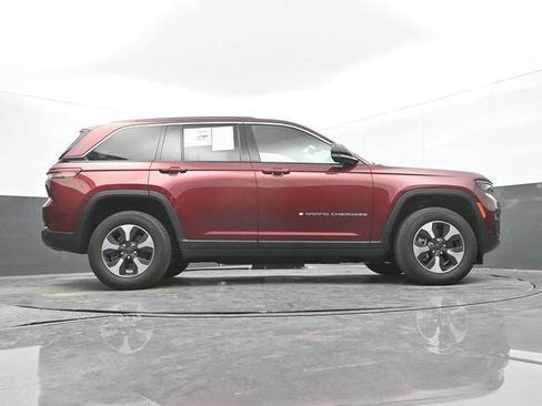Used 2023 Jeep Grand Cherokee 4WD 4xe w/ Luxury Tech Group II image 60