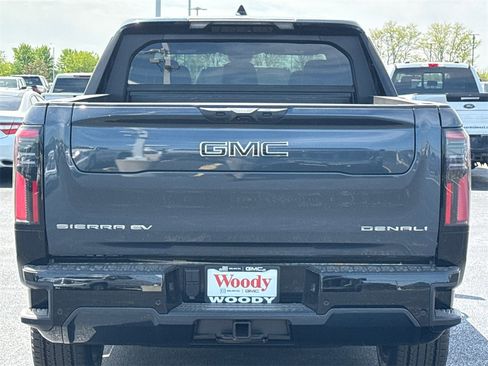New 2025 GMC Sierra EV Denali image 7