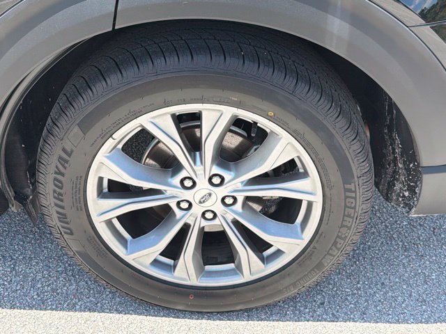 Used 2023 Ford Explorer Limited w/ Equipment Group 301A RWD image 17