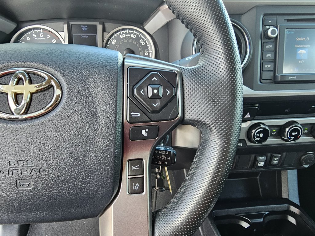Used 2018 Toyota Tacoma SR5 RWD image 22