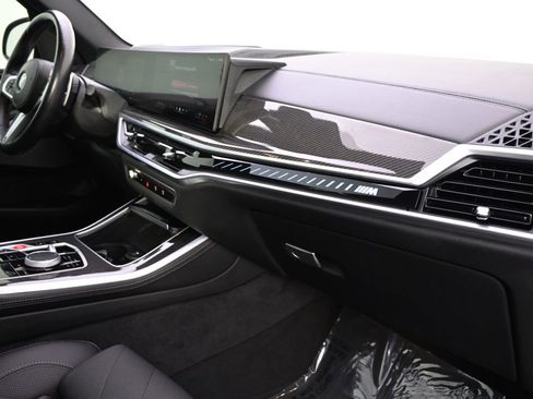 Used 2024 BMW X5 M60i w/ Climate Comfort Package image 15