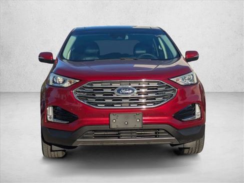 Used 2019 Ford Edge Titanium w/ Cold Weather Package image 2