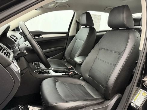 Used 2013 Volkswagen Passat 2.5 SE FWD image 9