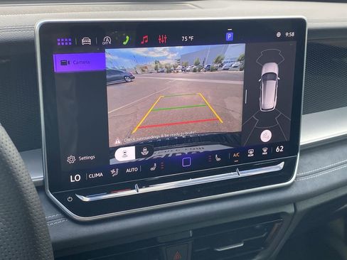 New 2026 Volkswagen Tiguan SE R-Line image 23