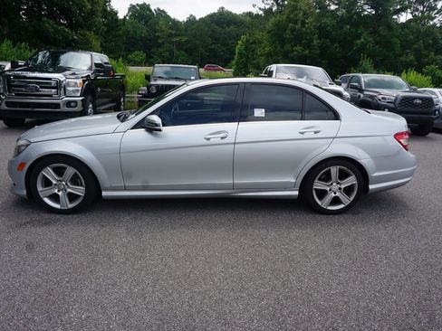 Used 2011 Mercedes-Benz C 300 Sedan image 17