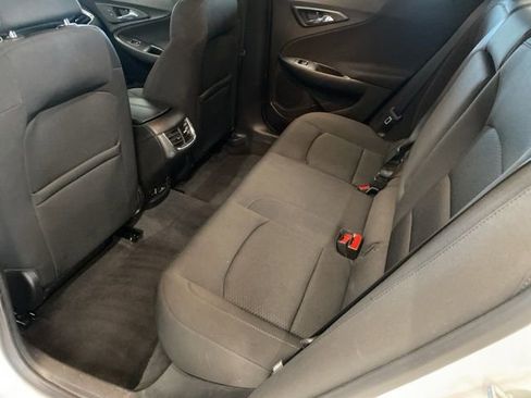 Used 2016 Chevrolet Malibu LT FWD image 30