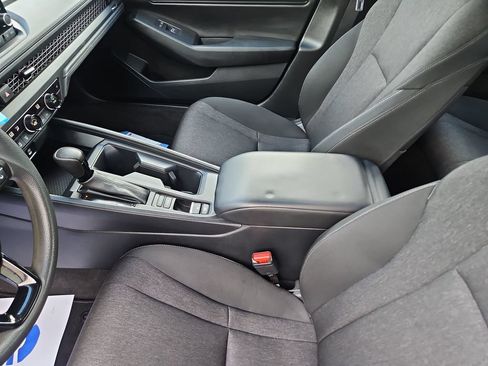 Used 2023 Honda Accord EX image 25
