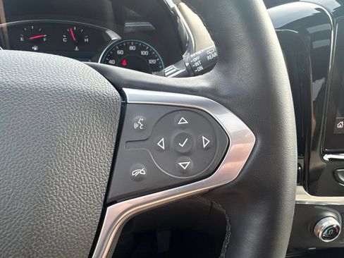 Used 2023 Chevrolet Traverse LT w/ LT Premium Package AWD/4WD image 36