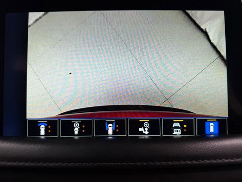 Used 2022 Chevrolet Suburban Z71 w/ Luxury Package AWD/4WD image 31