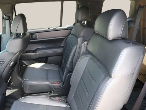 Used 2025 Hyundai Santa Fe Calligraphy AWD/4WD image 17