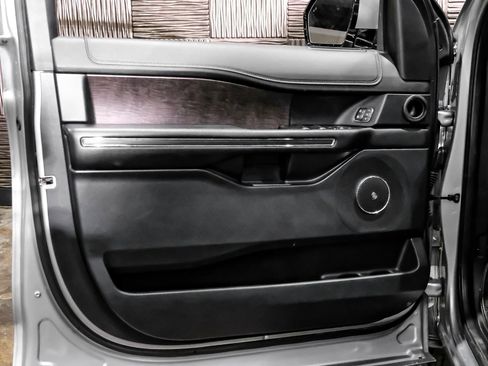 Used 2021 Ford Expedition Limited RWD image 34