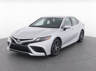 Used 2024 Toyota Camry SE w/ Cold Weather Package AWD/4WD video 1