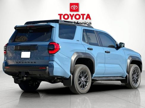 New 2026 Toyota 4Runner SR5 AWD/4WD image 3